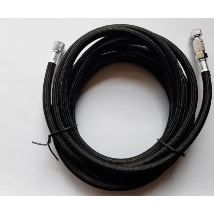Cerf Dellier Kit tuyau et 3 raccords pour aérographe colani